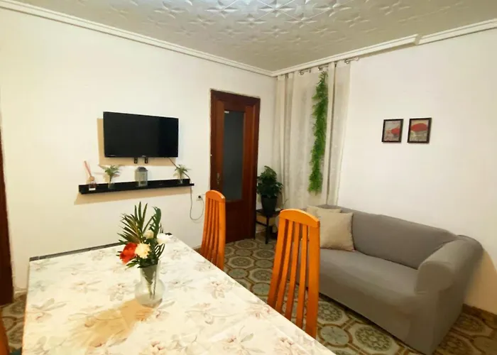 Valencia Well Located Shared Apartment