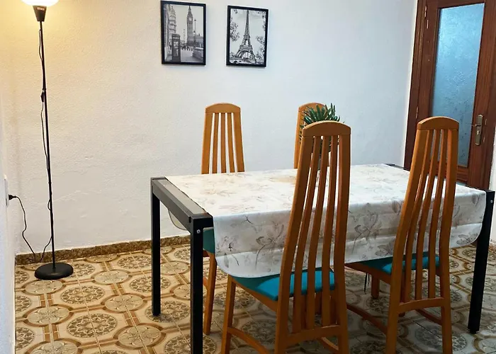Valencia Well Located Shared Apartment